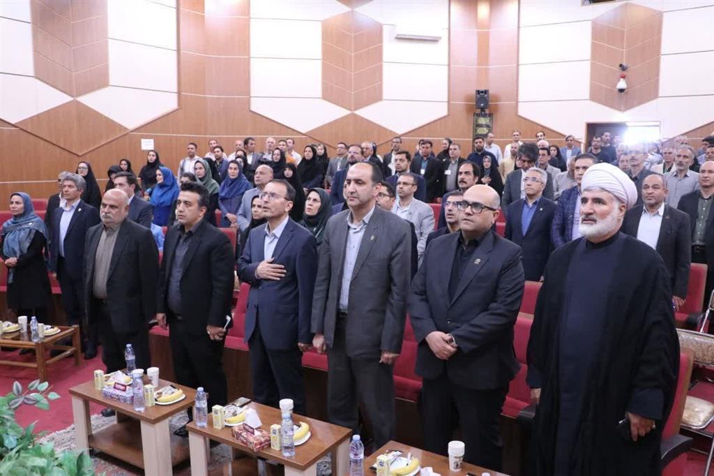قزوین میزبان آیین تجلیل از برگزیدگان ملی بخش كشاورزی شد